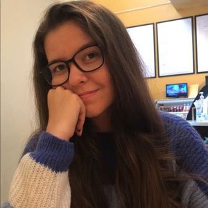 Meet your Posher, Amber